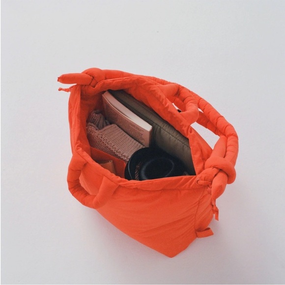 Vibrant Green Olend Ona Soft Bag - Picture 6 of 8